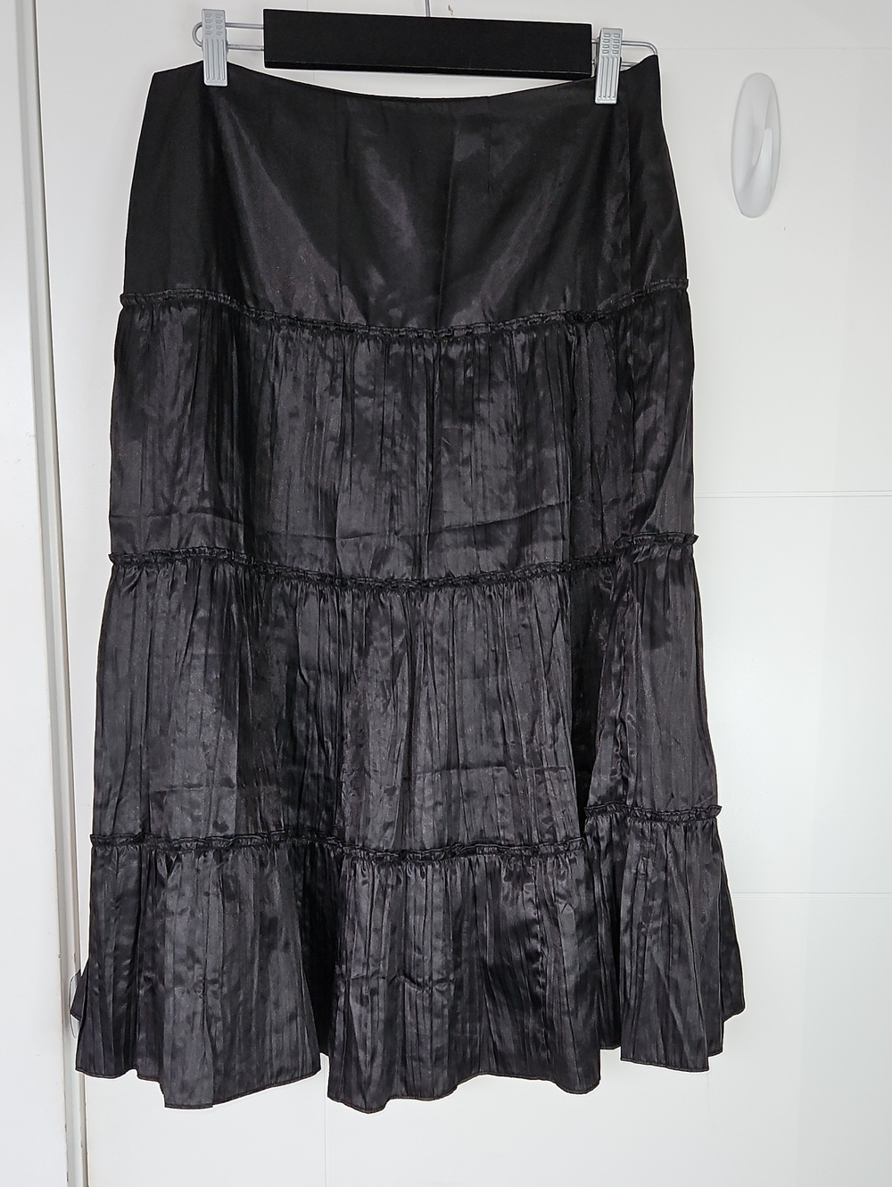 Vintage Reitmans Black Tiered Midi Skirt with A-Line Tiers